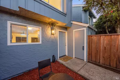 700 Racquet Club Circle, Rohnert Park, CA 94928 - Photo 4
