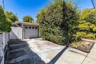 3037 Bertram Ct, Concord, CA 94520 - Photo 6