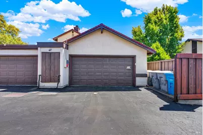 113 Fairoaks Drive, Vacaville, CA 95688 - Photo 52
