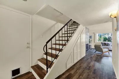 113 Fairoaks Drive, Vacaville, CA 95688 - Photo 8