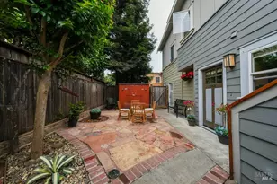 176 Valley Oak Dr, Napa, CA 94558 - Photo 22