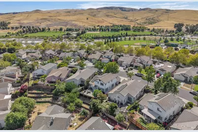 4881 Summer Grove Circle, Fairfield, CA 94534 - Photo 38