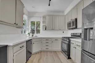4881 Summer Grove Cir, Fairfield, CA 94534 - Photo 12