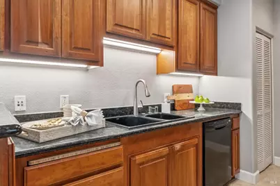 301 North Avenue #107, San Rafael, CA 94903 - Photo 18