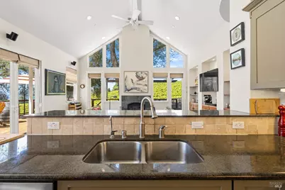 31920 Pine Mountain Road, Cloverdale, CA 95425 - Photo 16