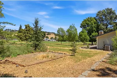 18158 Fishhook Court, Hidden Valley Lake, CA 95467 - Photo 36