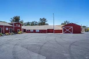 720 Liberty Rd, Petaluma, CA 94952 - Photo 34