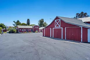 720 Liberty Rd, Petaluma, CA 94952 - Photo 38