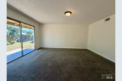 387 Tulip Street, Fairfield, CA 94533 - Photo 20