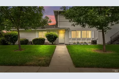 106 Del Rio Court #2, Vacaville, CA 95687 - Photo 2