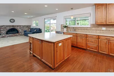 6064 Dolores Drive, Rohnert Park, CA 94928 - Photo 10