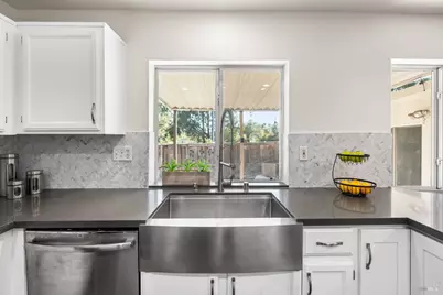 1903 Orchard View Drive, Fairfield, CA 94534 - Photo 20