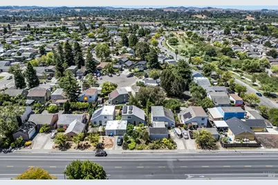 116 Saratoga Court, Petaluma, CA 94954 - Photo 20