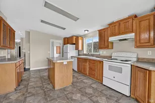 2555 Wagon Wheel Dr, Pope Valley, CA 94567 - Photo 6