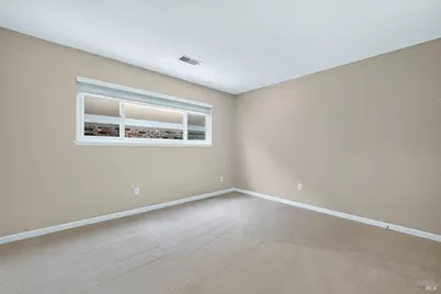 402 Meadowgreen Drive, Santa Rosa, CA 95409 - Photo 16