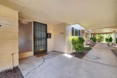 402 Meadowgreen Drive, Santa Rosa, CA 95409 - Photo 2