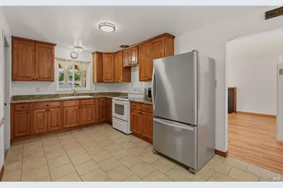 514 Corlano Avenue, Santa Rosa, CA 95404 - Photo 8