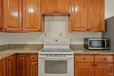 514 Corlano Avenue, Santa Rosa, CA 95404 - Photo 10