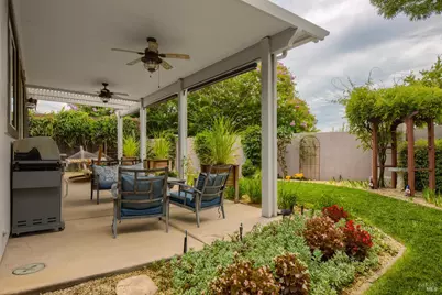 918 Monticello Court, Vacaville, CA 95688 - Photo 48