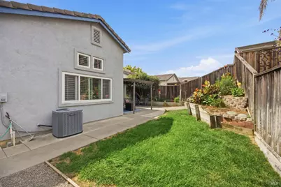 4759 Canyon Hills Drive, Fairfield, CA 94534 - Photo 38
