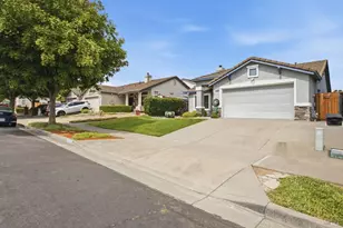 4759 Canyon Hills Dr, Fairfield, CA 94534 - Photo 4