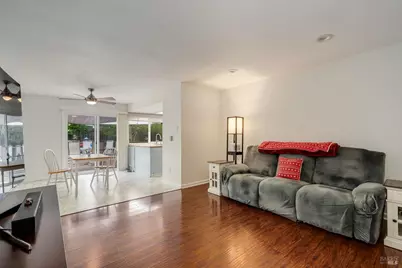 2076 Harrison Street, Petaluma, CA 94954 - Photo 14