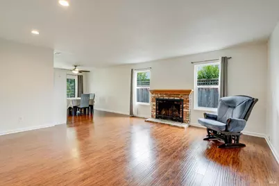 2076 Harrison Street, Petaluma, CA 94954 - Photo 6