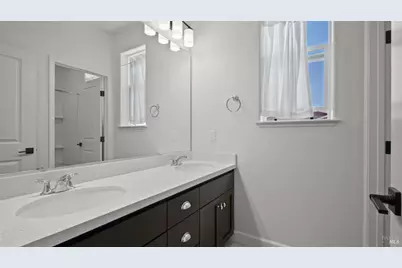 7461 Walker Way, Rohnert Park, CA 94928 - Photo 36