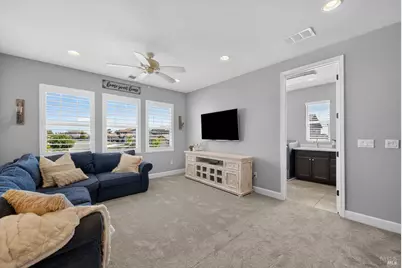 1043 Green Leaf Court, Vacaville, CA 95688 - Photo 44