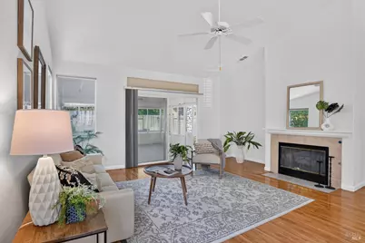 308 Perkins Court, Suisun City, CA 94585 - Photo 8