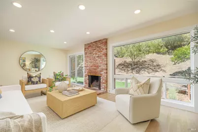 87 Twelveoak Hill Drive, San Rafael, CA 94903 - Photo 2