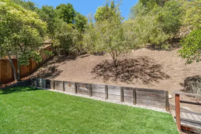 87 Twelveoak Hill Drive, San Rafael, CA 94903 - Photo 36