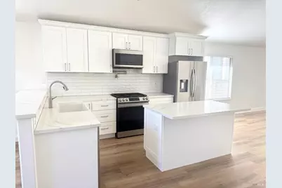 2012 Devonshire Drive, Napa, CA 94558 - Photo 4