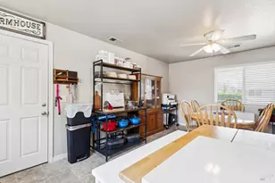 7293 Circle Dr, Rohnert Park, CA 94928 - Photo 16