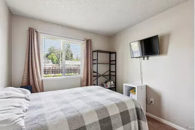 7293 Circle Drive, Rohnert Park, CA 94928 - Photo 26