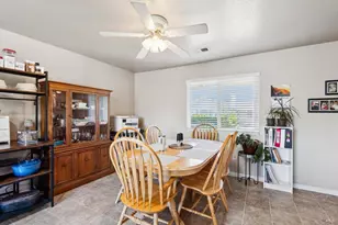 7293 Circle Dr, Rohnert Park, CA 94928 - Photo 12