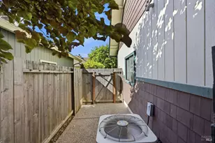 1409 Morning Glory Dr, Petaluma, CA 94954 - Photo 26
