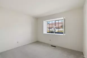 1409 Morning Glory Dr, Petaluma, CA 94954 - Photo 18