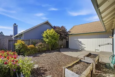 1409 Morning Glory Drive, Petaluma, CA 94954 - Photo 28