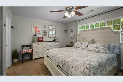 185 Midvale Drive, Vacaville, CA 95687 - Photo 26