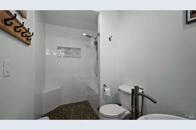 185 Midvale Drive, Vacaville, CA 95687 - Photo 18