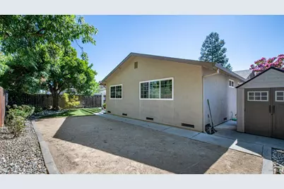 185 Midvale Drive, Vacaville, CA 95687 - Photo 48