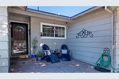 185 Midvale Drive, Vacaville, CA 95687 - Photo 6