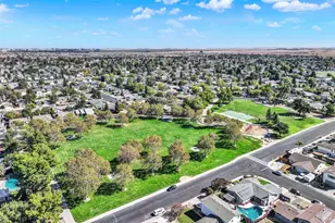 185 Midvale Dr, Vacaville, CA 95687 - Photo 68