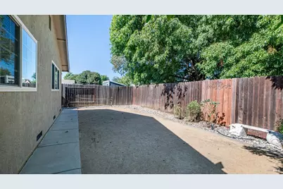 185 Midvale Drive, Vacaville, CA 95687 - Photo 46