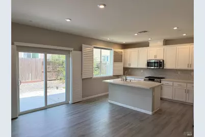 700 Apricot Circle, Vacaville, CA 95688 - Photo 8