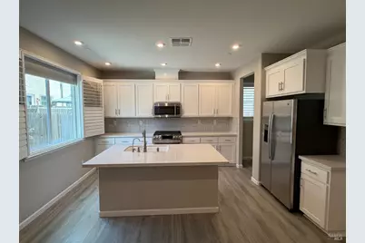 700 Apricot Circle, Vacaville, CA 95688 - Photo 2