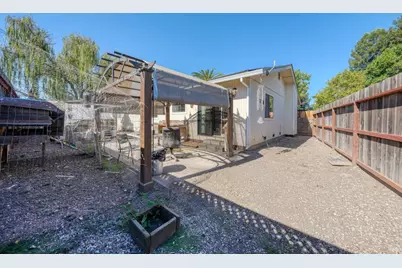 1430 McMinn Avenue, Santa Rosa, CA 95407 - Photo 16