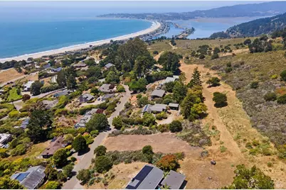 21 Avenida Las Baulinas, Stinson Beach, CA 94970 - Photo 18