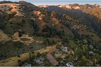 21 Avenida Las Baulinas, Stinson Beach, CA 94970 - Photo 24